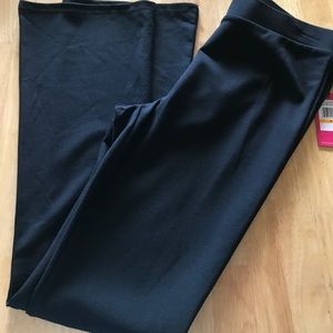 Vince Camuto Essential Pull on Flare Size Small